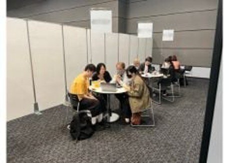 game_it_forum_area02_02.jpg